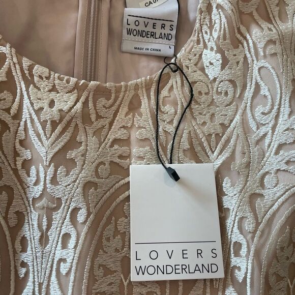 Lovers Wonderland Embroidered Dress sz L - Picture 6 of 11